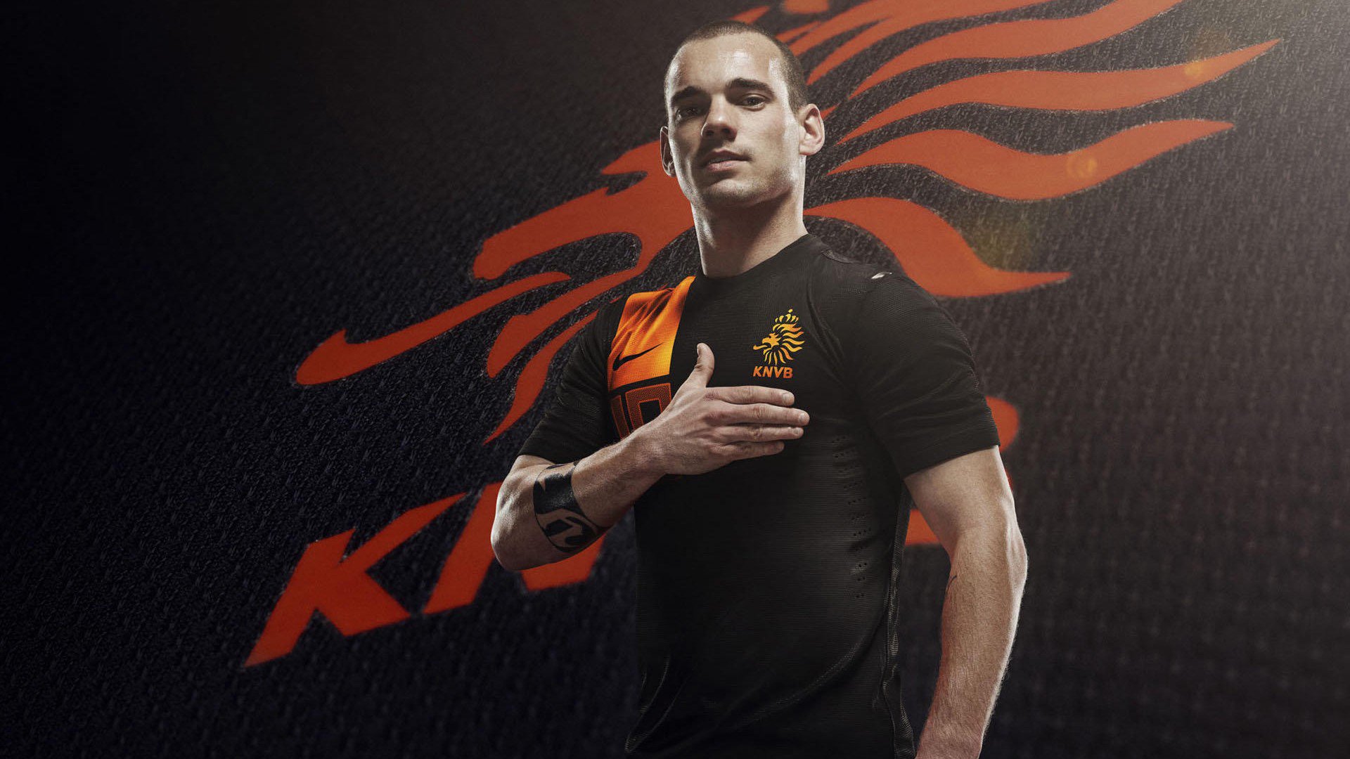 开云官网-一夫当关，万夫莫开，拜仁门神神勇扑救，阿贾克斯单刀梦碎安联，拜仁门神一夫当关，阿贾克斯单刀梦碎安联